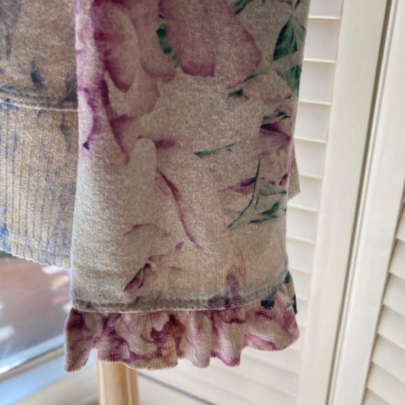 Floral Print Pullover Sweater 🆕 - Picture 4 of 7